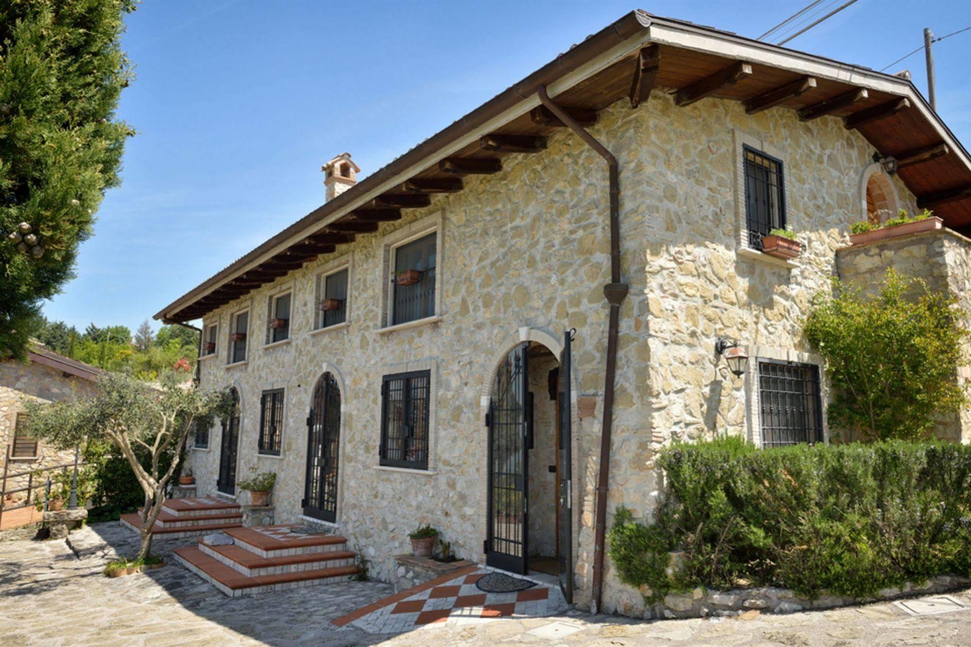 אפרטהוטל Castel San Pietro Romano Il Casale Delle Ginestre מראה חיצוני תמונה