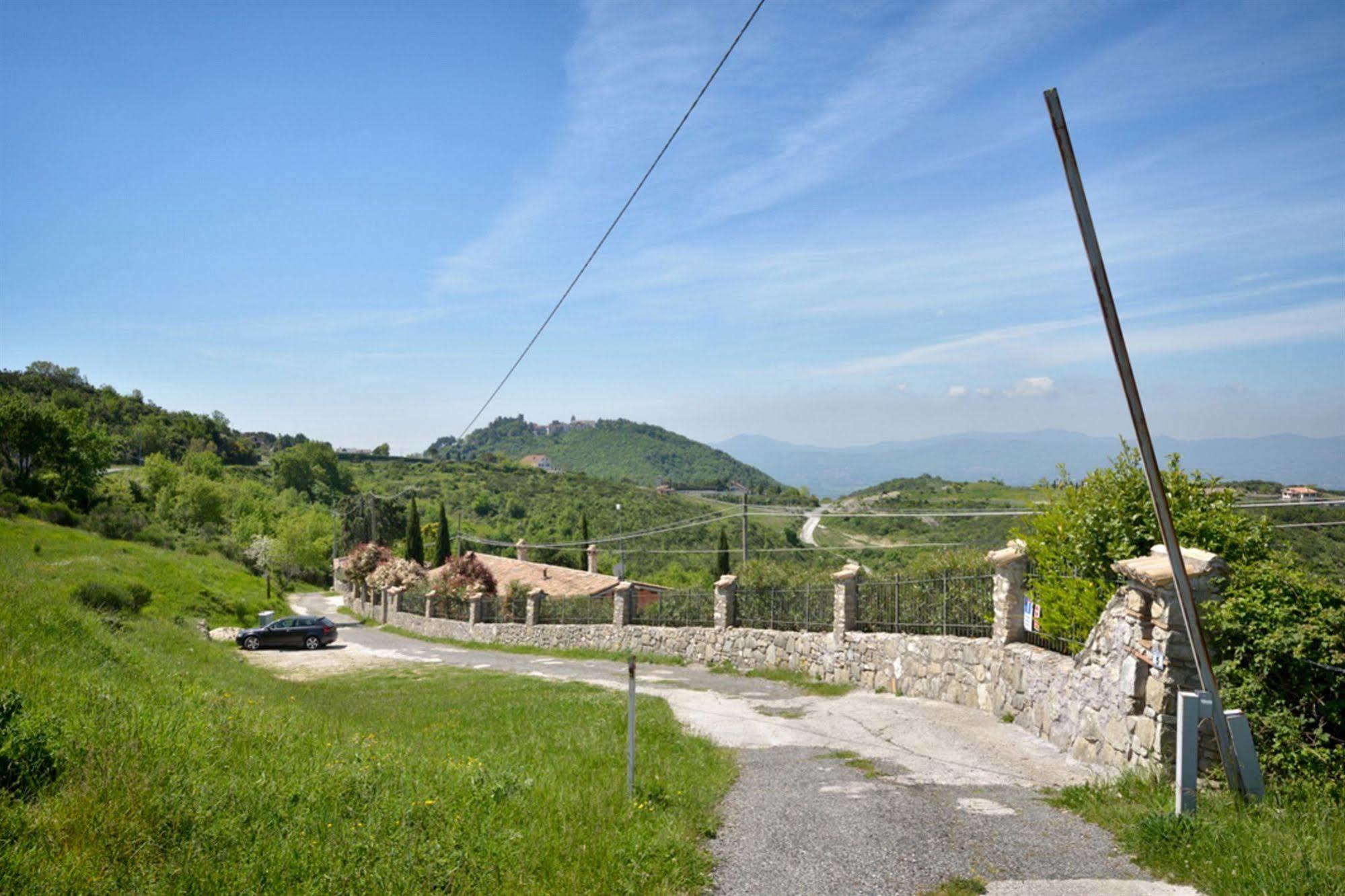 אפרטהוטל Castel San Pietro Romano Il Casale Delle Ginestre מראה חיצוני תמונה